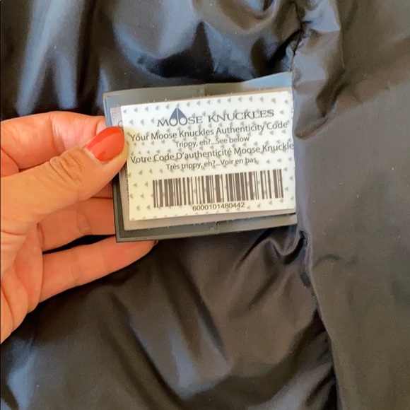 Authentic Moose knuckle winter jacket - Picture 4 of 5